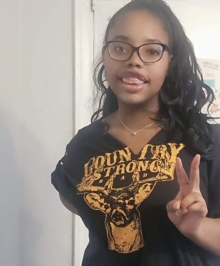 BaltCoPolice's tweet photo. #CriticalMissing 23-year-old Tychelle Smith (5’03 180 lbs). Last seen in the Towson area wearing a white Winnie the Pooh T-shirt. Anyone with information is asked to call 911 or 410-887-2361. #HelpLocate #BCoPD https://t.co/S9rHcpy8QG