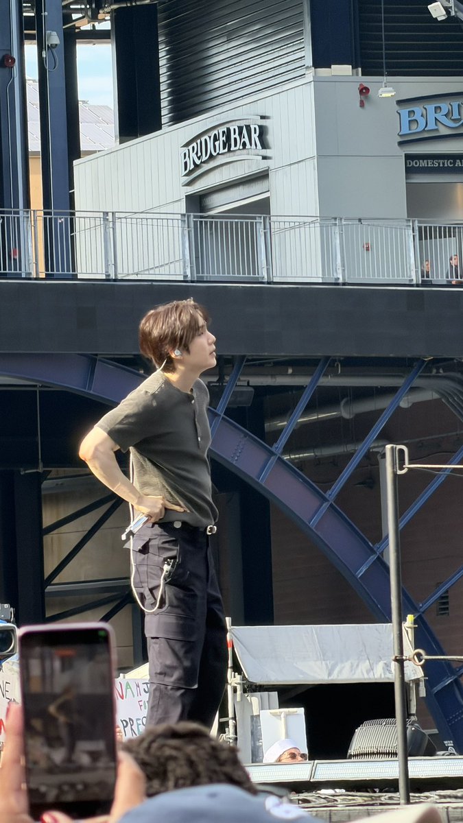 mygteambr's tweet photo. 050826 ✦ NÃO SEI O QUE FALAR SOBRE ESSE YOONGI AQUI 
↳ SOUNDCHECK - FOXBOROUGH https://t.co/e1WfoZHSxa
