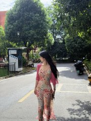 TaskerNikki's tweet photo. 旁边那个家伙火辣辣的眼神一直黏在我身上都不带挪窝的真想问问他是不是没见过大美女呀也不怕把眼珠子给看化了 https://t.co/AcC0OiFYyc