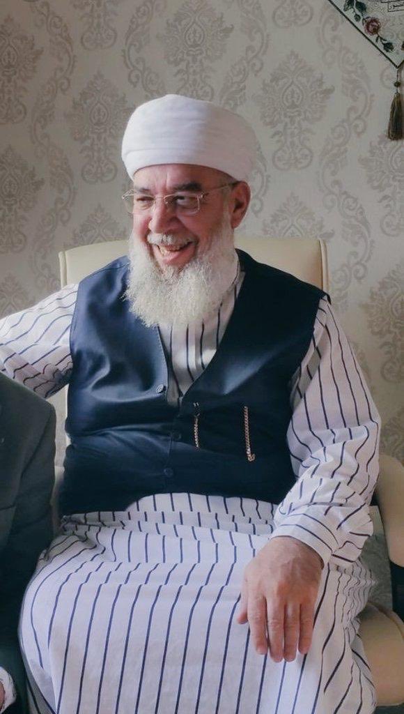 Sdt0571's tweet photo. “Ey âşk.Ey benim,ken’an ayına benzeyen gül güzelim..” https://t.co/DzXcdo8vwV