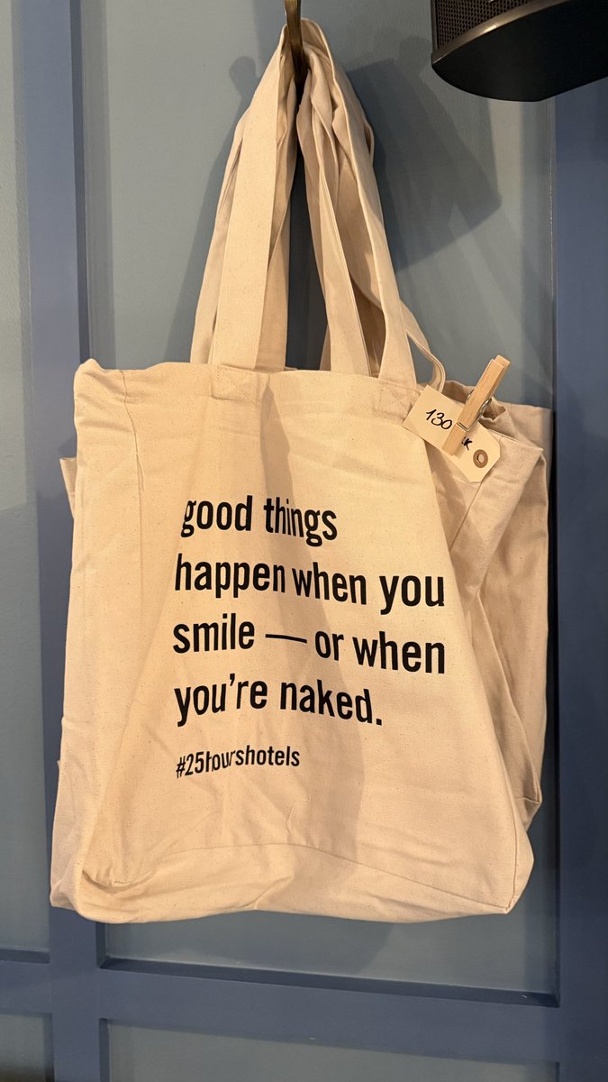 Yogevshelly's tweet photo. AI is making tote bags——now!

Proof of Type:
https://t.co/kYKEtuoH2v https://t.co/YJch3Xt9kr