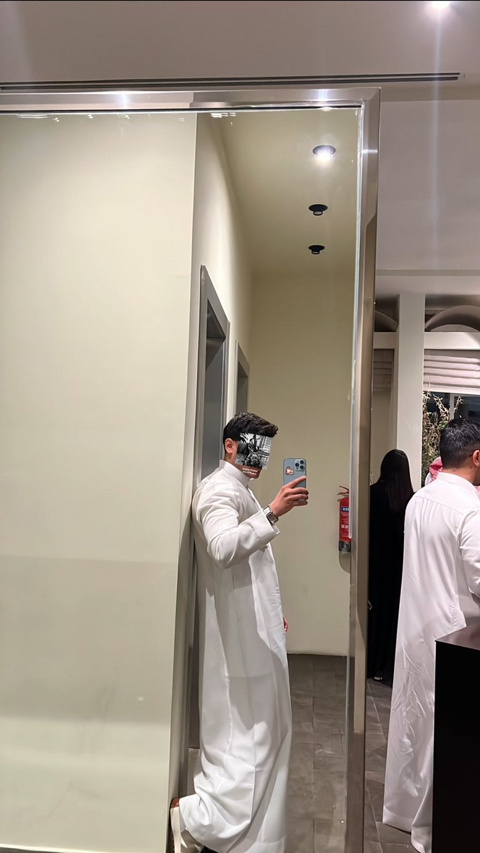 iilx0__'s tweet photo. يا سهلك يا إنسان بس قهوّة الفجّريه 
قادره تشيلك من الأرض شيل https://t.co/VJMGB04Bzn