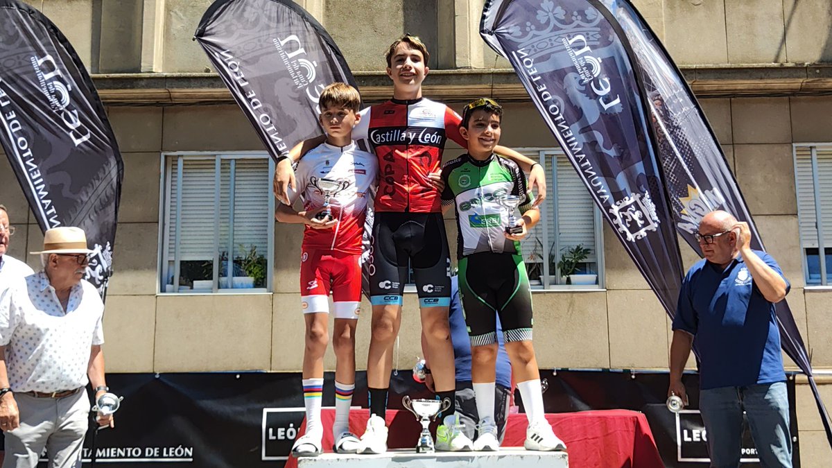 CCBurgales's tweet photo. - ALEVINES MASC -
🥇 Jaime
5️⃣ Sergio
9️⃣ Héctor
🔟 León
- INFANTILES FEM -
🥉 Ainhoa
📣 1, 2, 3… ¡¡¡CCB!!!
#CCBurgales #CCB #escuelaciclistaCCB #canteraciclismo #ciclismobase #clubciclistaburgales #canteraciclista #escuelaciclista #ciclismoruta #ciclismocarretera #youngcyclists https://t.co/MWrF8PdJEC