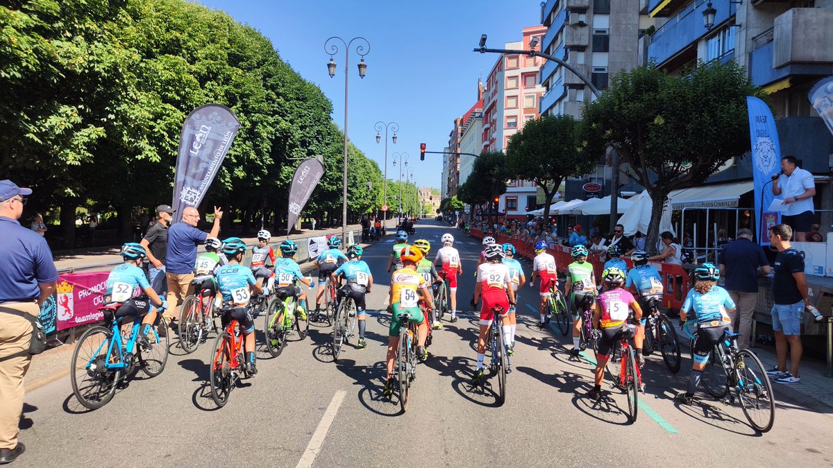 CCBurgales's tweet photo. - ALEVINES MASC -
🥇 Jaime
5️⃣ Sergio
9️⃣ Héctor
🔟 León
- INFANTILES FEM -
🥉 Ainhoa
📣 1, 2, 3… ¡¡¡CCB!!!
#CCBurgales #CCB #escuelaciclistaCCB #canteraciclismo #ciclismobase #clubciclistaburgales #canteraciclista #escuelaciclista #ciclismoruta #ciclismocarretera #youngcyclists https://t.co/MWrF8PdJEC
