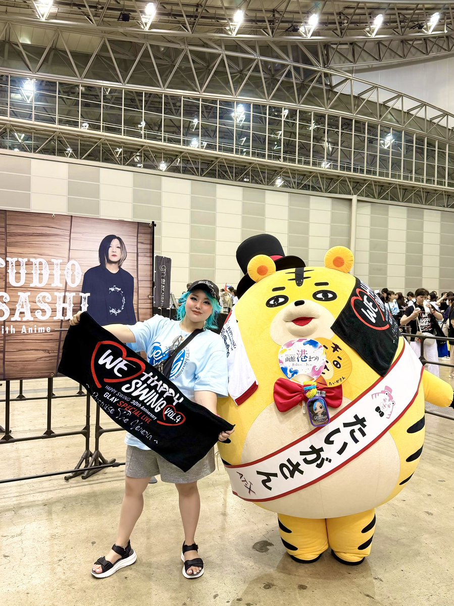 Ho_ya_G's tweet photo. 改めて！！！
幕張2日間ちょーーーー楽しかった！！！！！🩵✨🩵✨

最高に楽しい夏の2日間をありがとうGLAYさん！！！💜❤️💙💚
#GLAY #GLAY幕張 #WLHS #HAPPYSWING https://t.co/QJeNQdaVyN