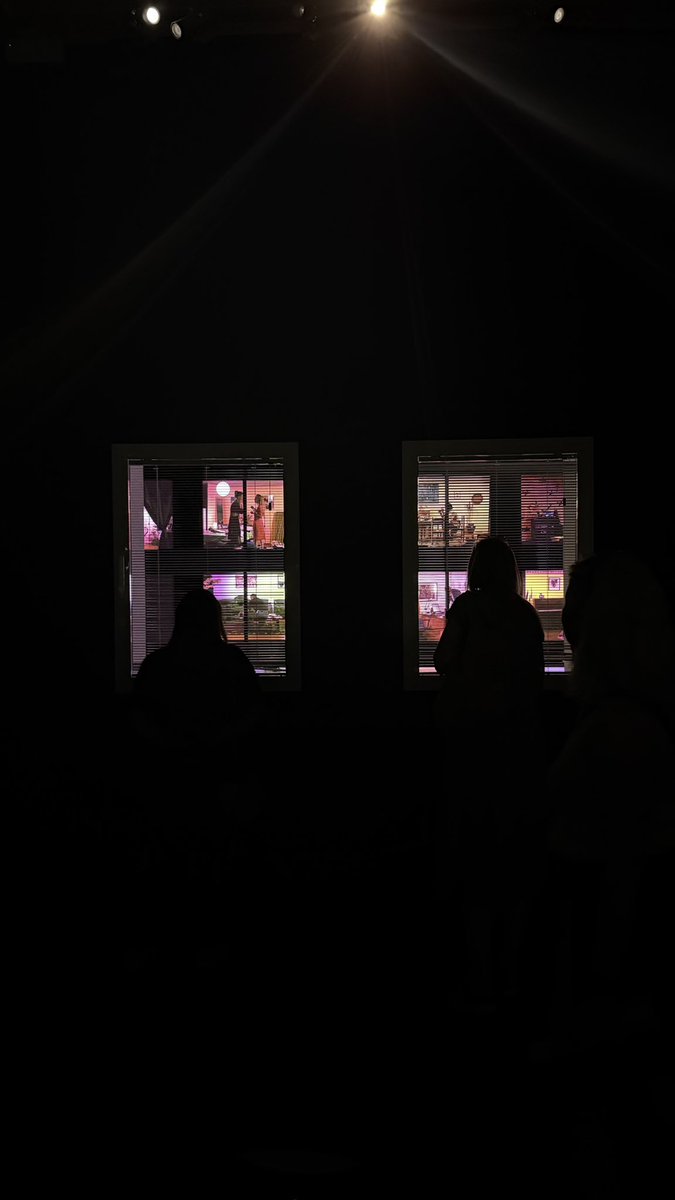 xoxananan's tweet photo. Solo museum visits are absolutely a 10/10 experience https://t.co/oQl7O21Z9S