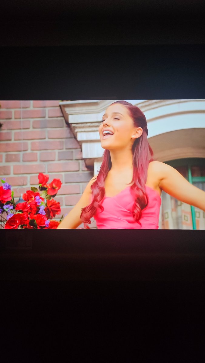wrstbehaviiour's tweet photo. have to watch this bi- yearly at least https://t.co/ZSF2tO4HbR