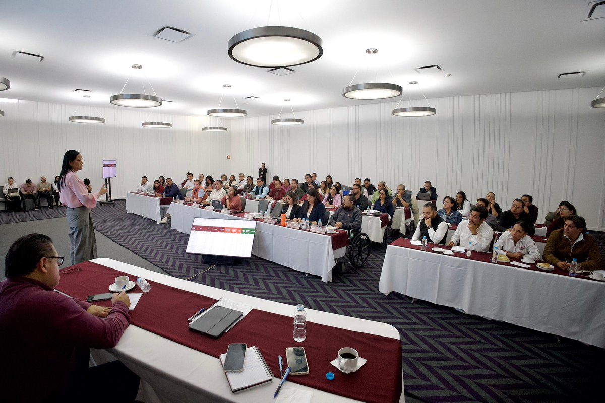 PartidoMorenaMx's tweet photo. Con organización, territorio y pueblo, seguimos fortaleciendo nuestro movimiento. En la Reunión Nacional de Organización trazamos la ruta para consolidar la Transformación en cada rincón del país.

¡Hay mucho pueblo y mucha Transformación por delante! https://t.co/R3TBFu14XC