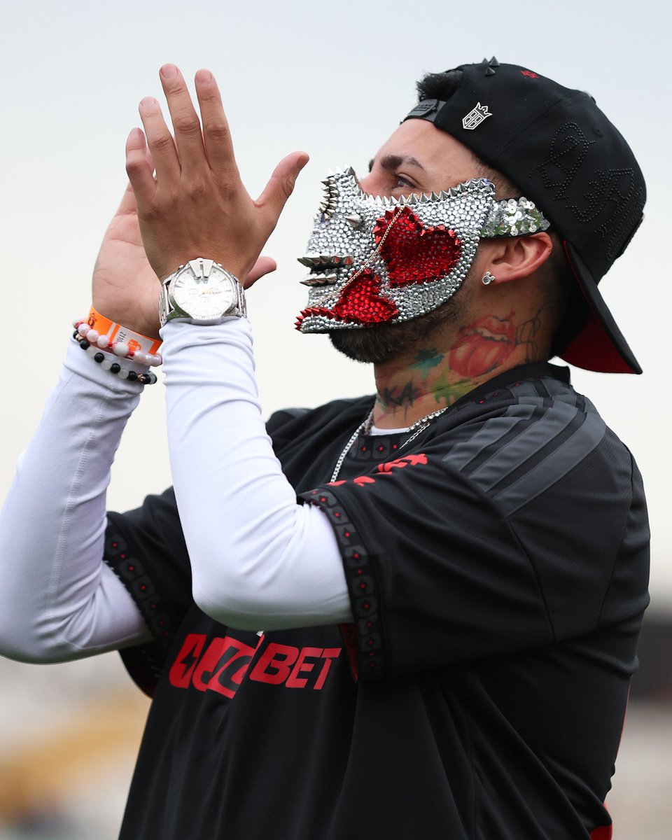 ColoColo's tweet photo. DJ Rocka inicia el show de la Bienvenida de Vozinha 🤟🏻💿

#VamosColoColo https://t.co/32XVBpJmwC