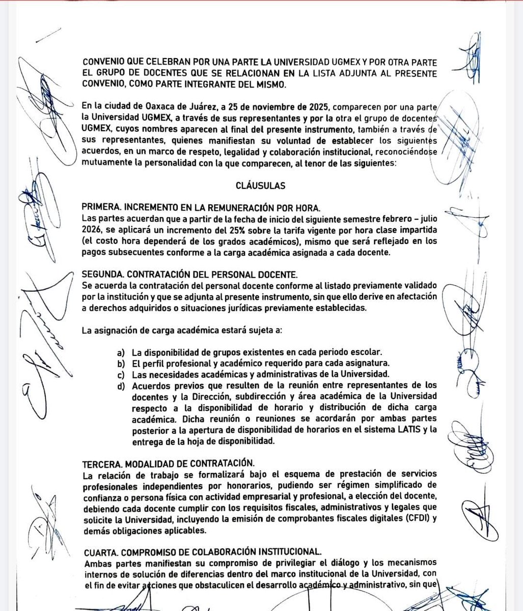 ZonaRoja_Oaxaca's tweet photo. ¡Atención @SEP_mx @SEGOB_mx @CNDH! 

La Universidad del Golfo de México (@UgmexOaxaca) Campus Oaxaca enfrenta una de las crisis académicas y laborales más delicadas de los últimos años. 

A escasos días del inicio del semestre, más de 45 docentes afiliados al Sindicato Único de Trabajadores de UGMEX (SUTUGMEX) denuncian sentirse traicionados por las autoridades universitarias ante el presunto incumplimiento de los acuerdos firmados el pasado 20 de mayo.

Los profesores aseguran que compromisos fundamentales, como la asignación de cargas académicas, el respeto a las incapacidades médicas, la organización de actividades académicas, el fortalecimiento de las academias y el pago pendiente por la actualización de planes de estudio, permanecen sin cumplirse, pese a que han privilegiado el diálogo y la vía institucional.

De acuerdo con el sindicato, tanto el rector Emilio Chávez Núñez como el director del campus, Eliseo David Ruiz Ruiz, han pospuesto reiteradamente las respuestas sin ofrecer soluciones concretas, mientras que el propietario de la institución, Luis Reyes Larios, tampoco ha instalado la mesa de trabajo comprometida.

 Esta situación mantiene en la incertidumbre a decenas de docentes, quienes desconocen incluso las condiciones en las que iniciarán el próximo ciclo escolar.

El conflicto no solo exhibe un problema laboral; también pone en entredicho la capacidad de la institución para garantizar la continuidad y calidad del servicio educativo. 

Cuando una universidad incumple compromisos con quienes sostienen la formación académica de sus estudiantes, la afectación trasciende a los trabajadores y alcanza directamente a la comunidad universitaria.

SUTUGMEX advirtió que aún existe disposición para privilegiar el diálogo, pero urgió a las autoridades universitarias a cumplir los acuerdos antes del inicio del semestre y brindar certeza laboral a los docentes. De lo contrario, la UGMEX Campus Oaxaca podría enfrentar un arranque de clases marcado por la incertidumbre, el desgaste institucional y una crisis que, lejos de resolverse, continúa profundizándose.