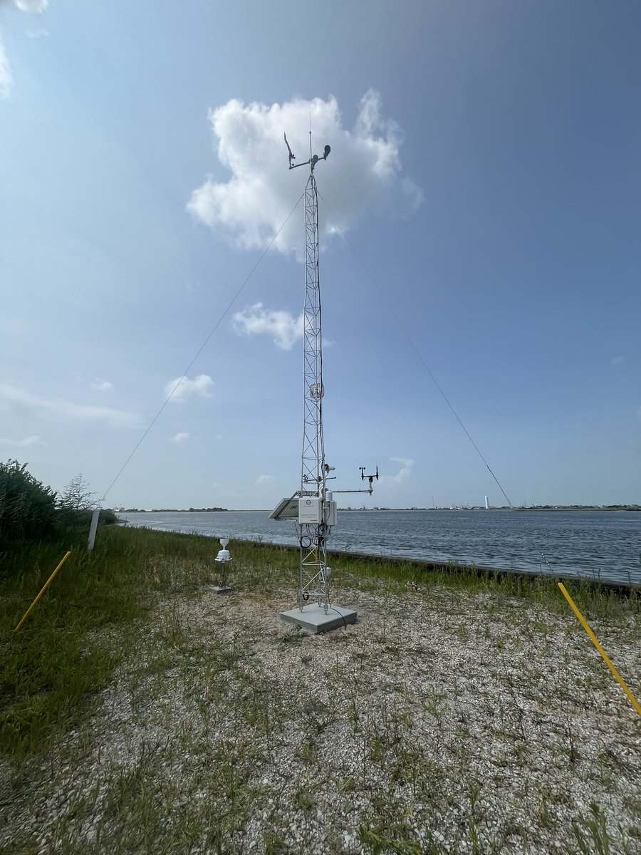 Hall_wx's tweet photo. Site #38 is online and located outside of Cameron, LA overlooking the Sabine Pass. This site has been one we have looked forward to for a while now due to its uniqueness. Data should be streaming over the next few days on our website. @NWSLakeCharles @NWSHouston https://t.co/HcknBrfAbv
