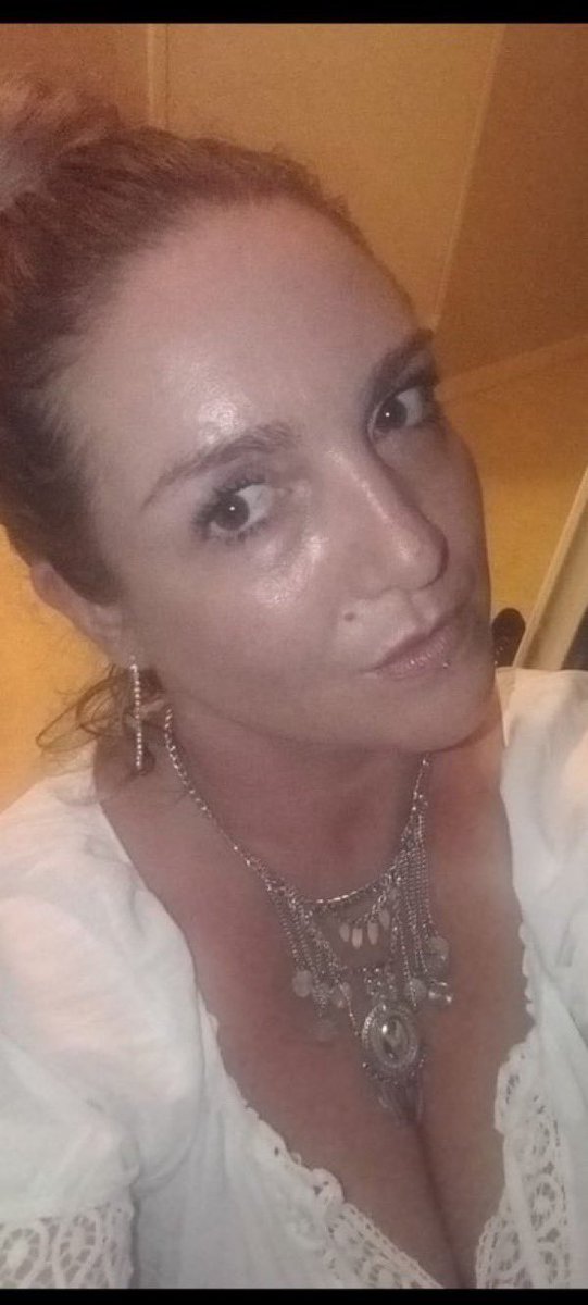 lokol6treb's tweet photo. La mère d'un abonné. Très charmante et très beau cul.
#irl #mere #candid https://t.co/joReO0Zry1