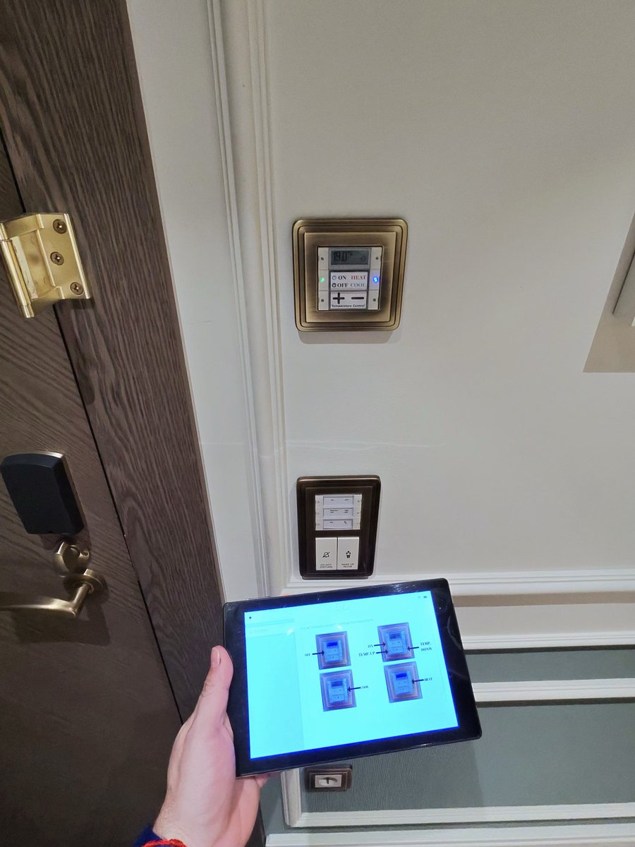 larvelaz's tweet photo. Paying for a bed room with AC and receiving Just 12 min per hour of Ac . Turn off every 7 min. #hilton #emeraldhouselisbon #curiocolecctii #worthotel experience https://t.co/5DGumzcRZc