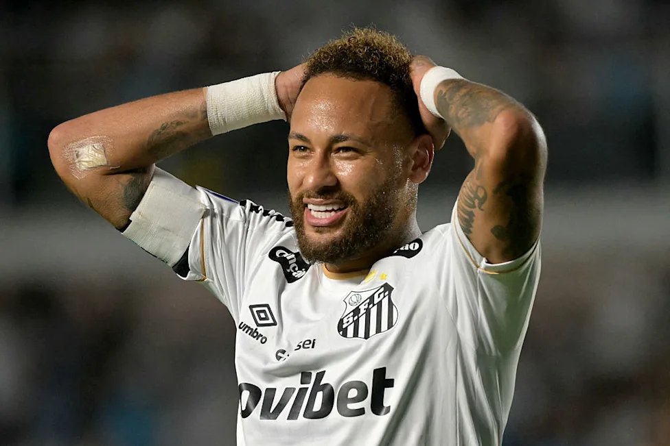 TouchlineX's tweet photo. 🚨🗣️ Remo president, Tonhao: 

"Neymar does not deserve the hero-worship children have developed for him, given the actions he takes." https://t.co/Sr6Ea37CEO