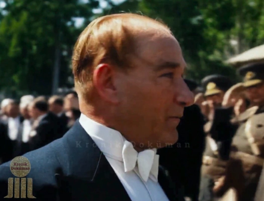 onur_1283's tweet photo. "Bahtiyarım ki, sözlerimin hiçbirinde milletimin hakkımdaki itimadını sarsacak bir isabetsizliğe uğramadım."

Atatürk (1933) https://t.co/cWDaAvWfL0