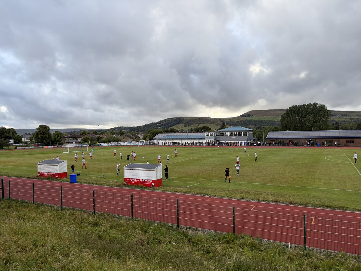 scorbishley92's tweet photo. A 3-2 home win for Rossendale FC in the Rossendale derby against Haslingden St Mary’s. @westlancsleague  Felt like summer had come to an abrupt end! 🌧️ 💨 https://t.co/hyb3tC9Vuc