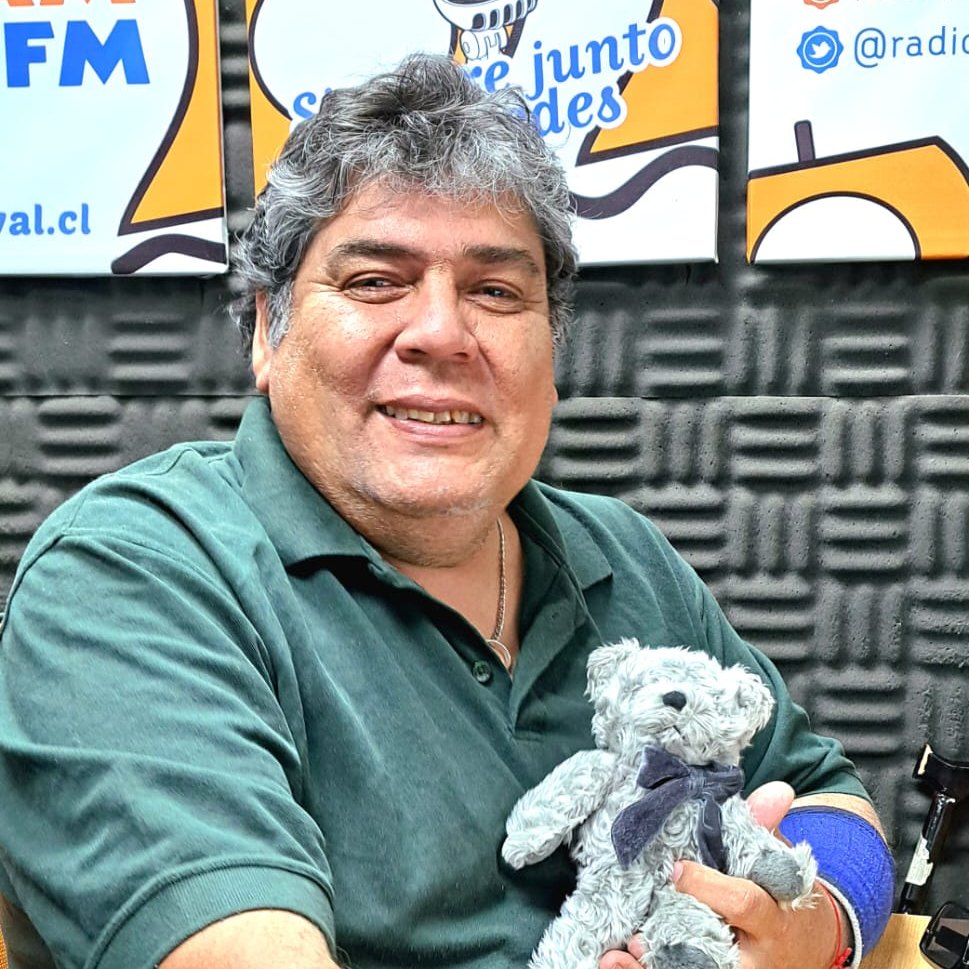 radio_festival's tweet photo. Para esta hora del día! La compañía de #RadioFestival es junto a la simpatía de nuestro “Tayo” #ClaudioBustamante y #AlexisGatica
Encuéntranos en:
📲 #FestiWasap +569 5372 9325
🔵 X / Instagram/ TikTok @radio_festival
📻🎙 127 AM/ 93.7 FM / https://t.co/vOFyr0zLjA https://t.co/wbqzqUsqUU