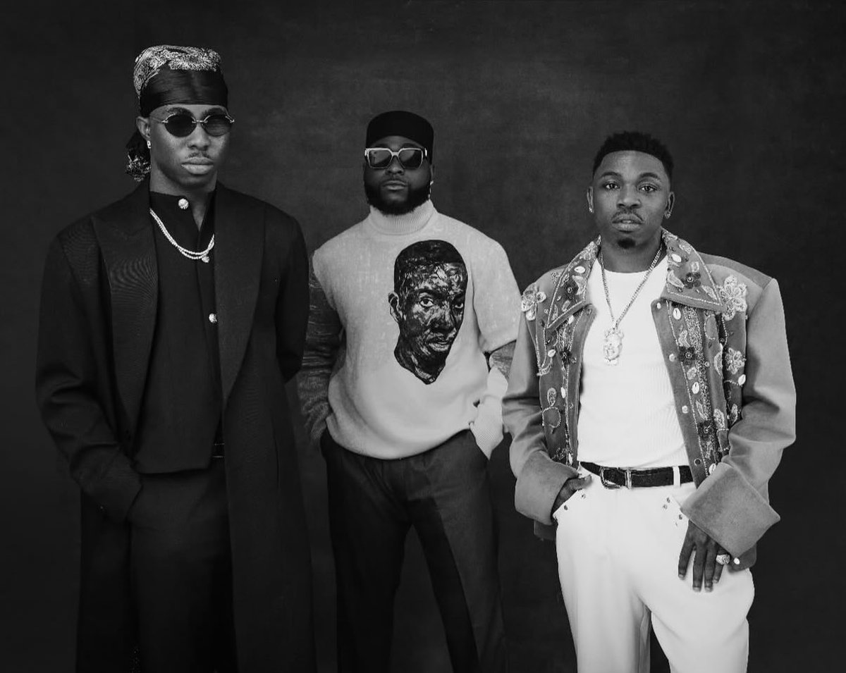 thedebuthub's tweet photo. 🚨 Davido, Mayorkun &amp; FOLA’s “B4 B4” spends its 5th day at #1 on Spotify Nigeria Daily Top Songs chart with 634K streams. 📈 https://t.co/tWHKNAaTDf