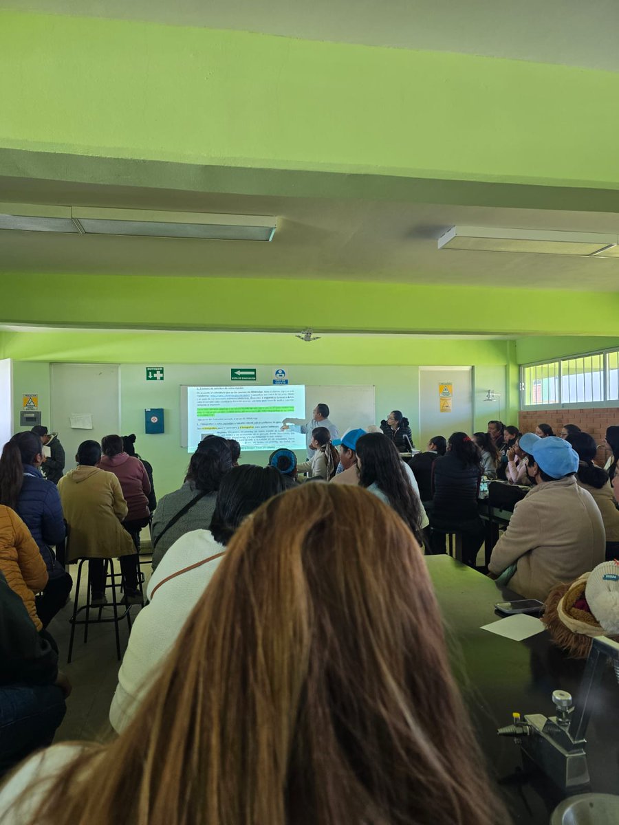 CobaemA's tweet photo. En #COBAEMAculco 🏫 realizamos la reunión con madres, padres de familia y tutores para la entrega de boletas y la revisión de requisitos de reinscripción.
Gracias por su compromiso y por seguir acompañando la formación de nuestras y nuestros estudiantes. ♥️
#ElPoderDeLaEducación https://t.co/lM6bb4guMA