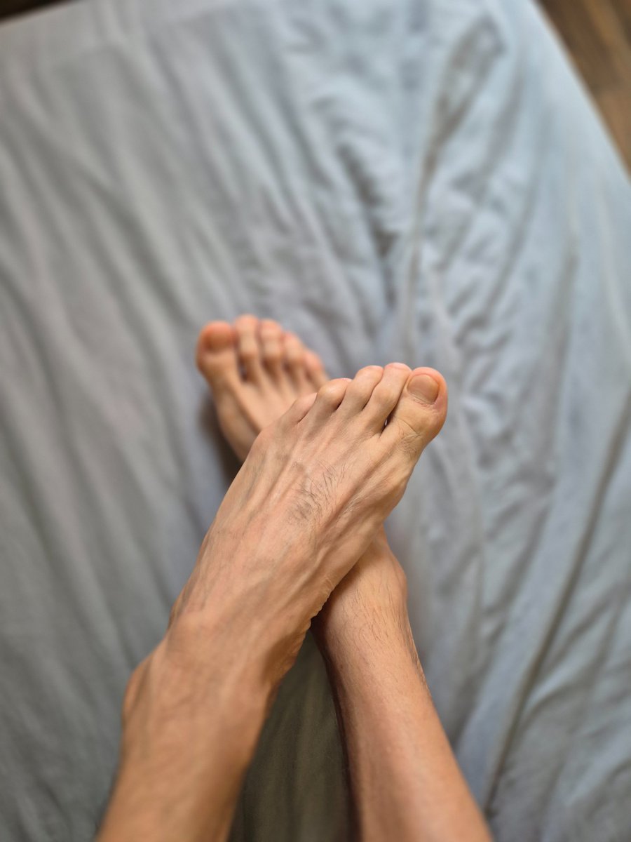 keepbalam's tweet photo. Wednesday 🫦#gay #gayfeets #feetsellers #feet #foot #footing #pies # https://t.co/30NEkx4on0