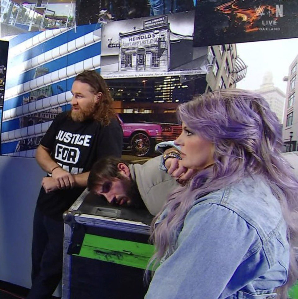 Shane87541's tweet photo. @LucyisjustLucy Ciampa having the time of his life. Meanwhile let’s check in on gargano https://t.co/3xScnWV3Q4