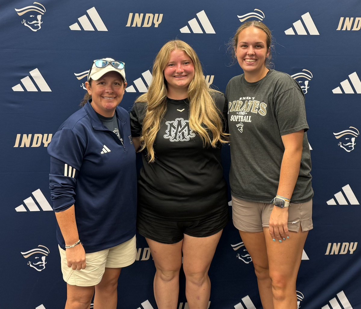 AMNTX18u's tweet photo. No matter what I am doing, no matter what kinda day I'm having nothing make me happier then to receive text like these.

📢  #AMNTXRfAMily join me in congratulating #2027 RHP/1B Laney Cates @LaneyCates30 on her verbal commitment to Independence College @Indy_Softball #WhatWeDo https://t.co/jzKkXUYGIH