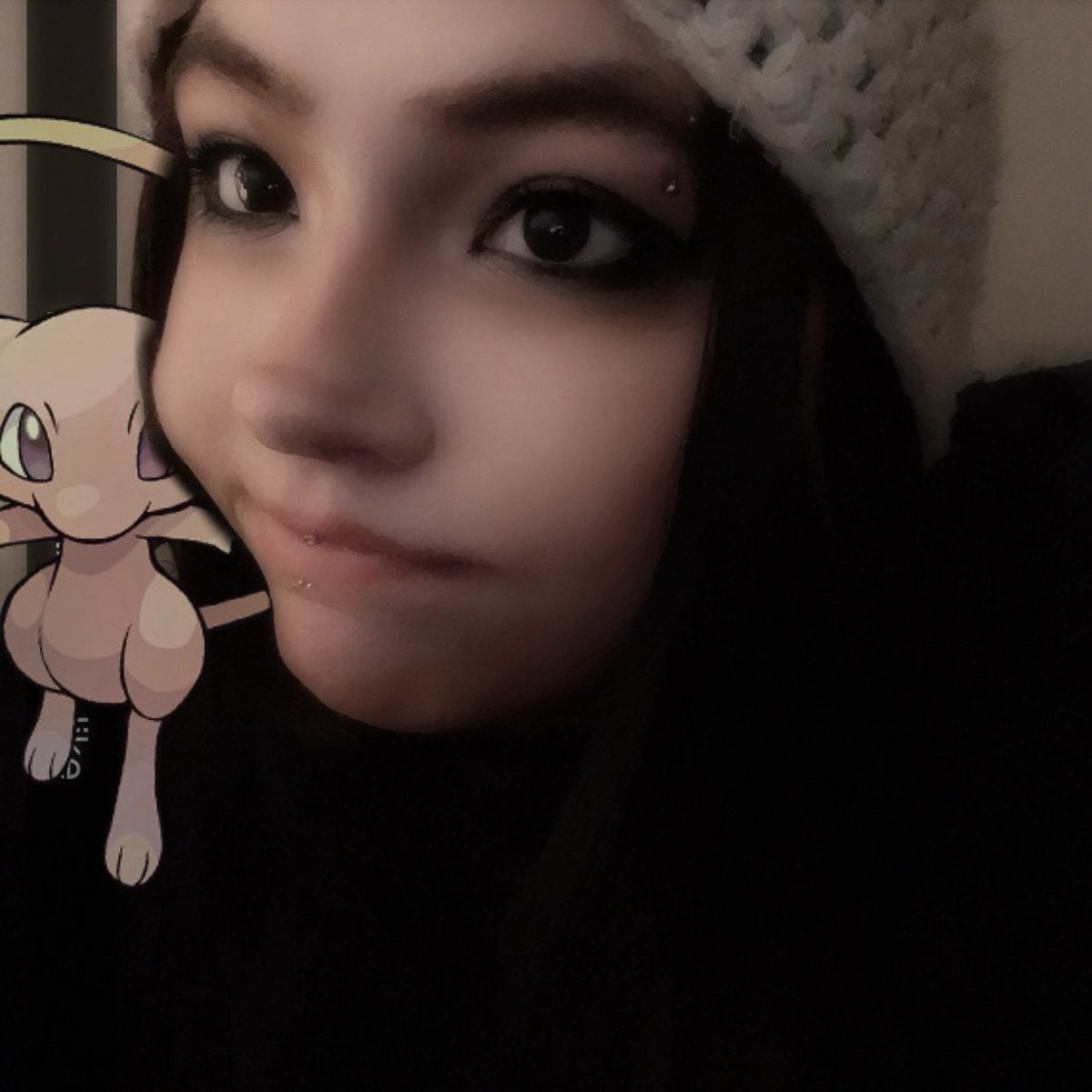minaph1ne's tweet photo. #moothunt bc this account is dead (~_~;) 

-25 she/her 
- twitch streamer / youtuber 
- gamer, anime luvr, cosplayer
- #sims #minecraft #pokemon, #overwatch horror ^_^ 
- certified sillymaxxer, bi, AuADHD, CPTSD, BPD 

‼️COMMENT‼️ for a follow (plsplspls i need friends) 
#moots https://t.co/xRDQEFY5uL