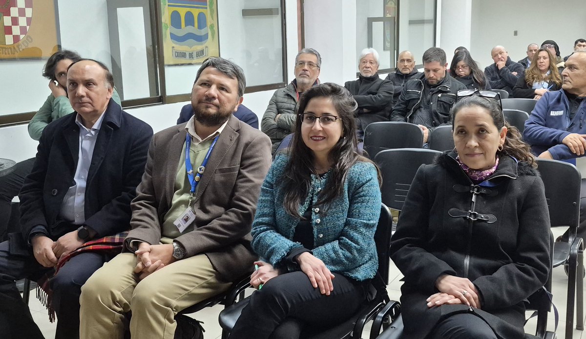 drtmetrooriente's tweet photo. 📍[AHORA] Con una alta presencia de representantes de sindicatos y empresas de San Bernardo y Puente Alto, y de autoridades DT, la @drtmetrooriente constituyó el Consejo Tripartito Regional de Usuarios #CTRU, dependiente de las Inspecciones Provinciales de #MaipoyCordillera. https://t.co/x9vl7cmn8Z