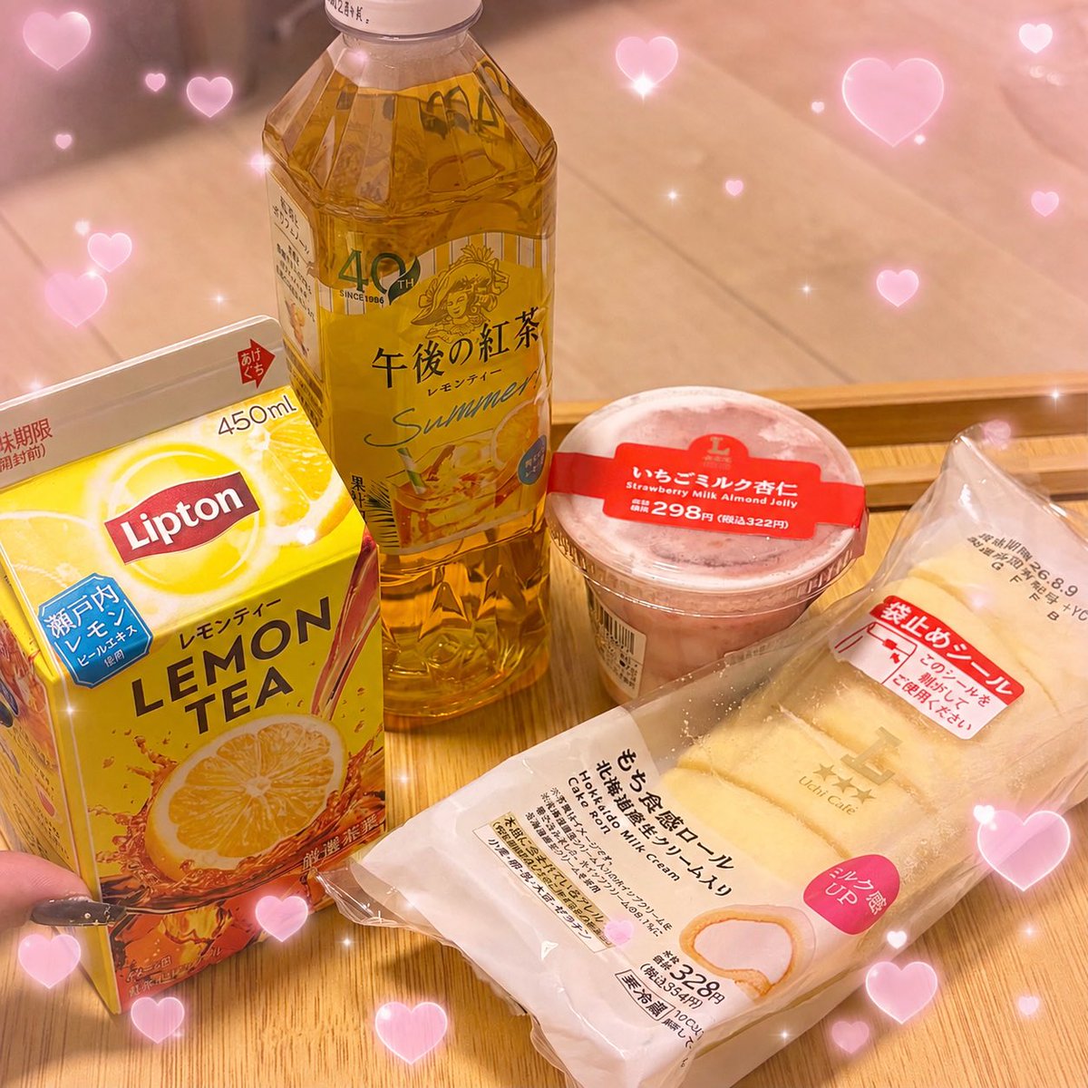 dear_tia__'s tweet photo. 退勤したよ〜🫧

Yくん、差し入れありがとう♡
レモンティー好きだから嬉しかったよ🍋
ちいかわ好きで、いっぱいお話してくれたのも可愛かった☺️

今日も楽しい時間をありがとう♡

次は明日【15:00〜翌5:00】で出勤するよ🎀
たっぷりいるから、タイミング合う人会いにきてね♡
待ってるね〜♡ https://t.co/gPLnUpv4ZG