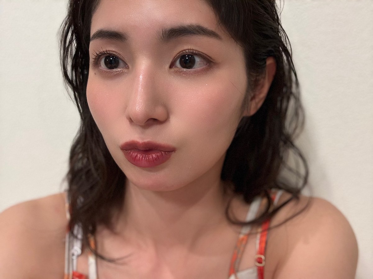 oisland_rino25's tweet photo. おはよ🧡
今日もハッピーな１日に🌈✨
行ってらっしゃい行ってきます💗 https://t.co/K8hzdR9gOy