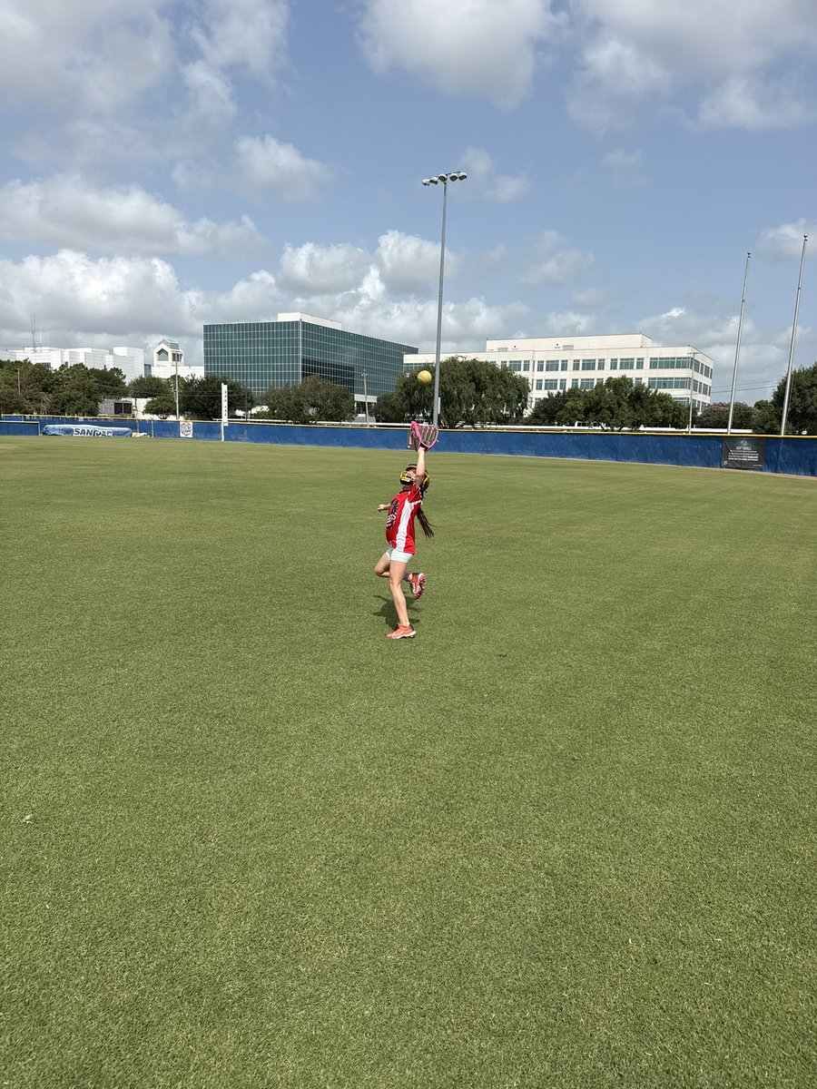 SanJacSoftball's tweet photo. A great time was had by all today!! 💙🥎 https://t.co/aVkK3WiaTn