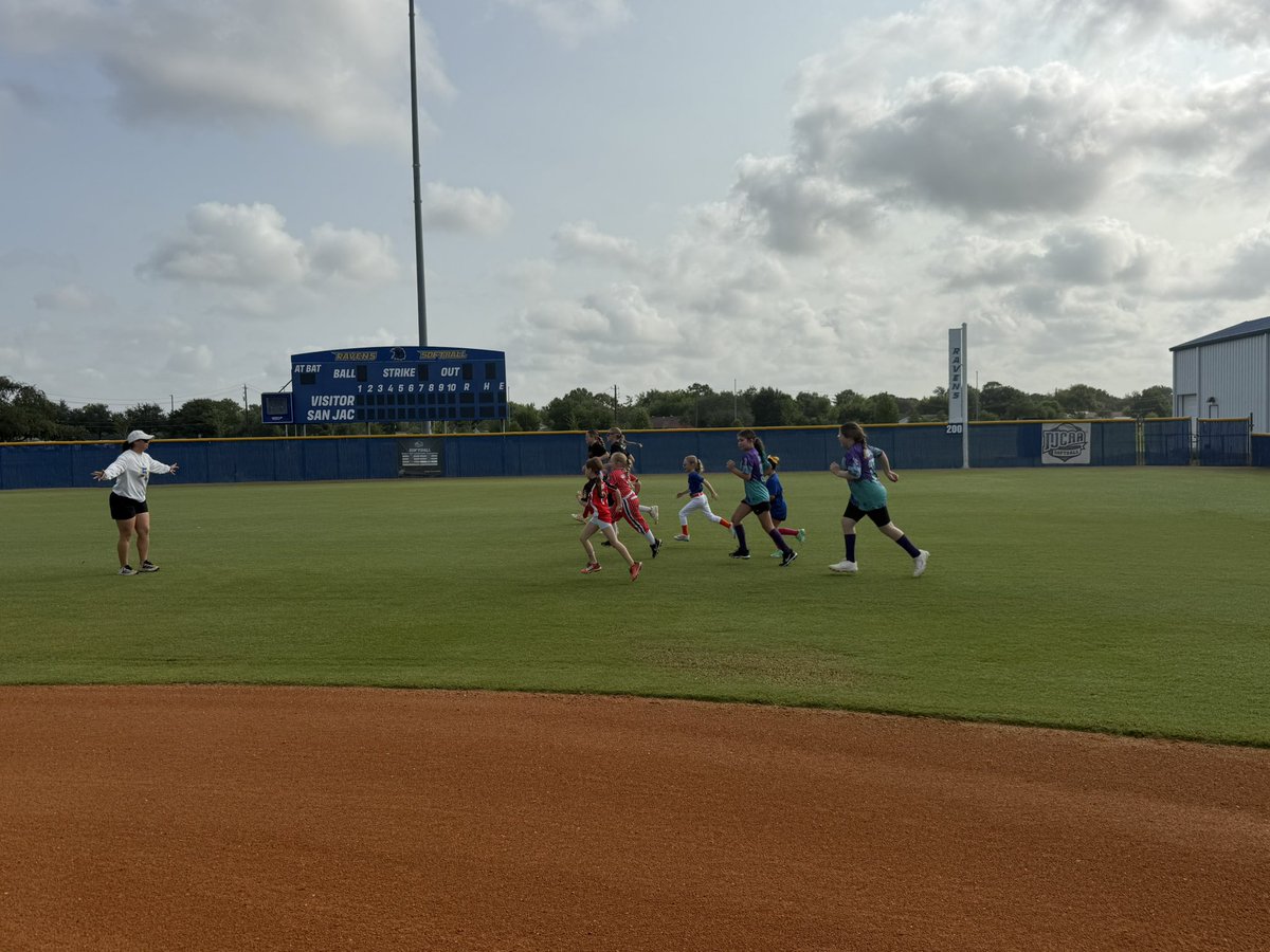 SanJacSoftball's tweet photo. https://t.co/Mr2qyTtO8v