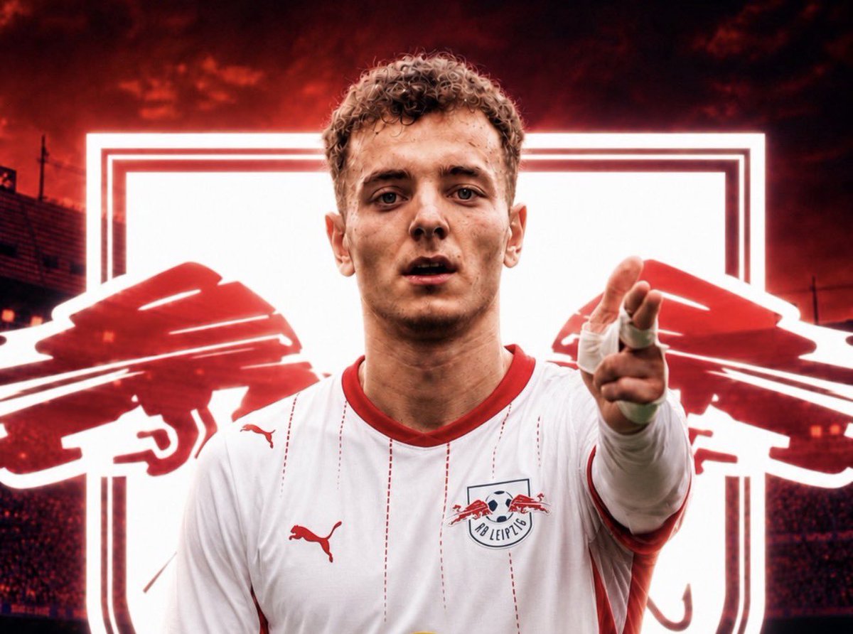 psycoarsenal's tweet photo. RB Leipzig complete signing before officially selling Yan Diomande: deal done for Fisnik Asllani as new striker for €30m package.

Medical already booked as @schfer_g reported.

The plan, reported for several days: sign 2 or 3 players, get at least 1 done before https://t.co/OS4xdyjA1A