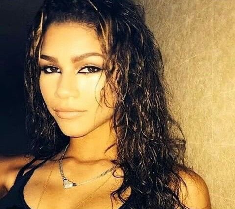 aveonaroll's tweet photo. #slay #thatsmygirl #yup https://t.co/BqWRe5Hz9X