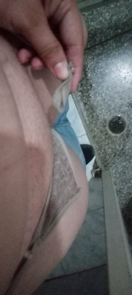 ValenRoblesi's tweet photo. Se me daño una tanga, serán por mis grandes glúteos ? https://t.co/SHiLyHVQXw