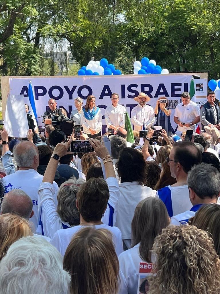AliciaJ86958882's tweet photo. La tartamuda @Mzavalagc culpable de quemar vivos a 49 bebés en la guardería de su prima ABC apoya que quemen vivos a los niños de Gaza 🤮 https://t.co/hCQMfzEZAb