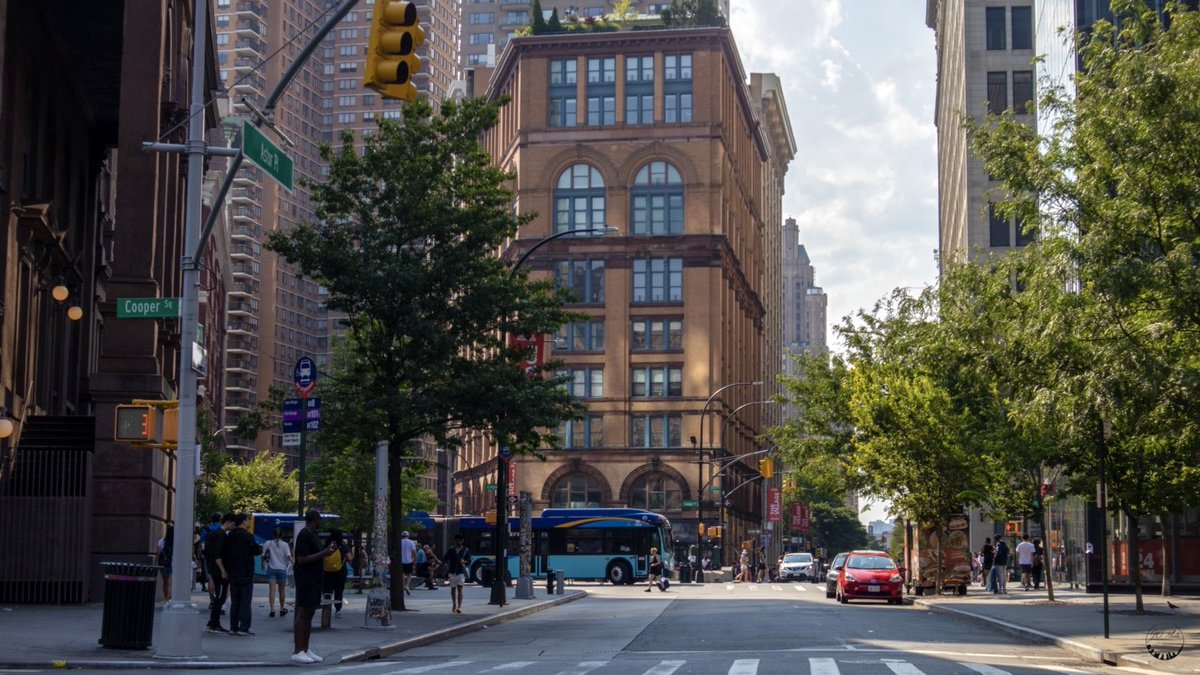 JoeOrtizNY's tweet photo. Fragments of Manhattan https://t.co/Wf1HkI396K