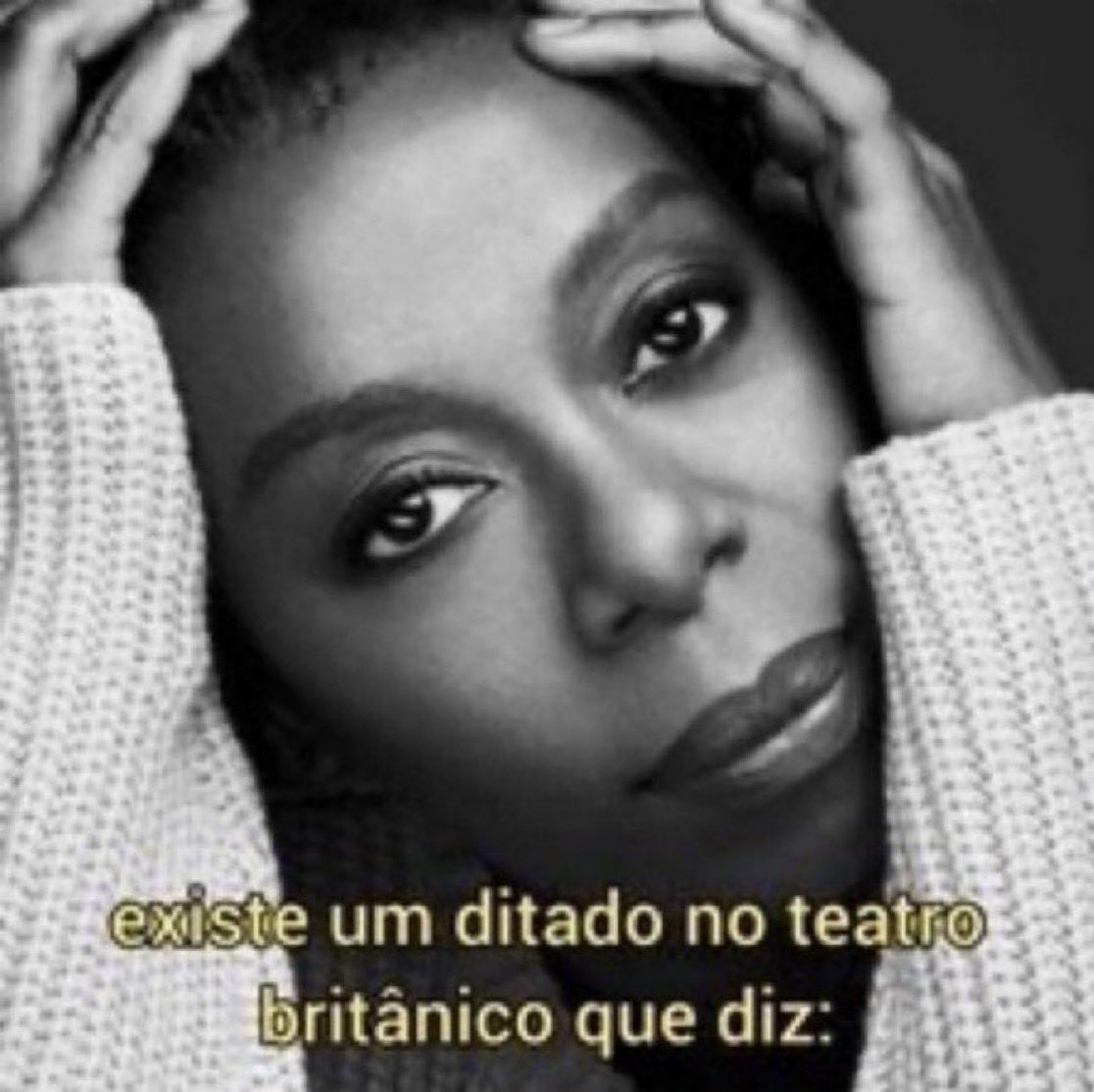 tinkatinny's tweet photo. amigas travestis vocês também sentem que nossa cabeça é gigante? não sei explicar mas acho minha cabeça ginormica https://t.co/dVD30zVDgf