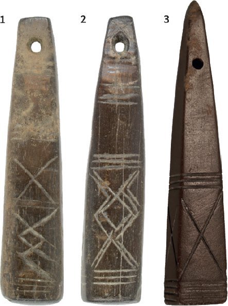 Sagnamadr's tweet photo. Club-or axe?
Several so-called Donarkeule (Þonar club) amulets closely resemble Neolithic polished axes, which were associated with the cult of Thor, as they were uncovered or washed up after storms, and kept in houses to bring good fortune and keep out evil spirits. 𐘾 https://t.co/5CNBR33YMz