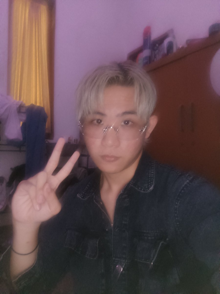 Sho37Thunder's tweet photo. Missed my blonde era, but it's freaking hard to maintain 😵‍💫🫵 https://t.co/7nimghSleL