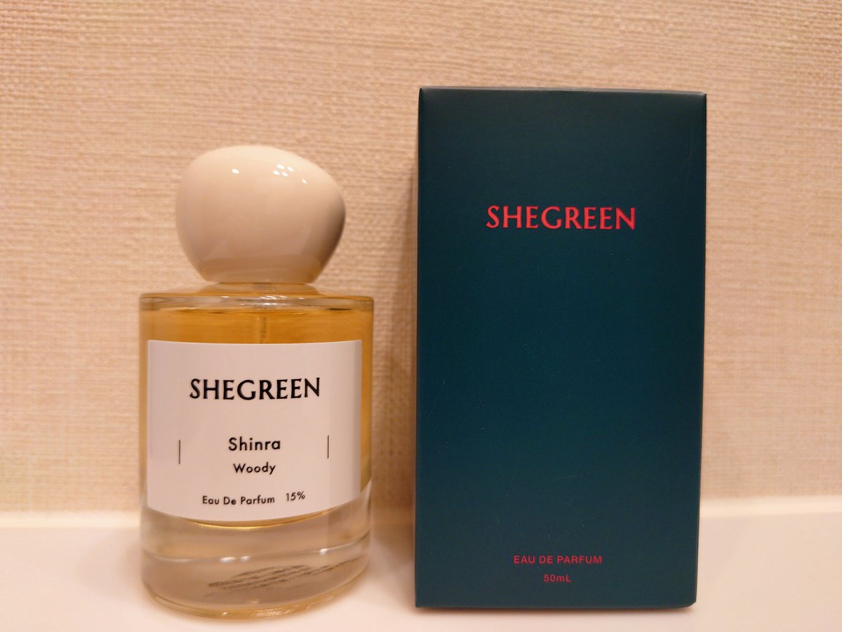 Mt_Tenpo's tweet photo. SHEGREEN/Shinra

嗅いだ瞬間、「あ、そうか。俺、ローズマリーの香りが好きだったんだ」と、気付かせてくれた香水。
また、サイプレスとも相性良く、ちゃんと日本のヒノキ感を出しつつ、単調に終わらない爽快感のある湿った木の香り。
この夏、バシャバシャ使う！ https://t.co/IcytWZo3Ys