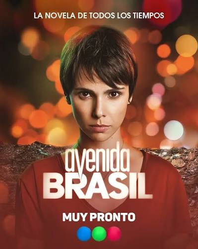 ARGTeve's tweet photo. #Rating Se vienen cambios en Telefe 🚨

🔺 Debido al éxito de #AvenidaBrasil, Telefe estiró la novela hasta las 18hs. con picos de 9,2.

📉 La novela #Bahar cayó hasta los 6.6, pero lideró su franja.

❌ Ahora #GranHermano pierde contra Dario Barassi, otra vez, y toca 5 puntos. https://t.co/JjqHSX804v