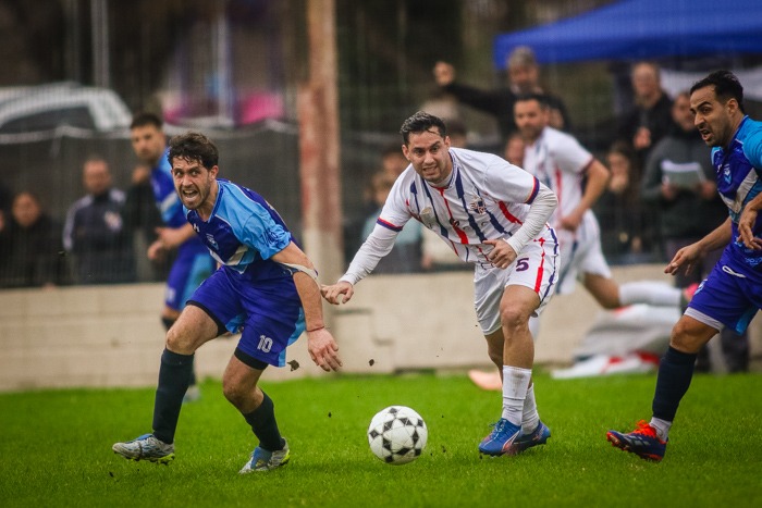 BragadoClubOK's tweet photo. 🇱🇺 Fue empate la primera final del Apertura

⚽ El Trico mereció más pero el travesaño y la falta de puntería lo impidieron

✅ Resultado
BC 1 vs 1 VT
⚽ @juaanmanso

💪 Gran marco de público

Vamos Trico ❤️

📸 @deloyartzphoto https://t.co/J4QNRT59HB