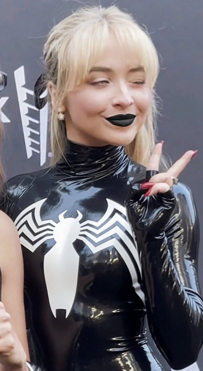 SymbioteSabrina's tweet photo. Every symbiote all has their own trait. Some dominant, some submissive. I am anything but dominant, but that doesn’t mean I won’t corrupt you with my symbiote to serve my Queen and King. 🖤
#goon #wank #wankbattle #wankchat #consumed #corrupted #symbiote #venom #slut #slave #sub #dom