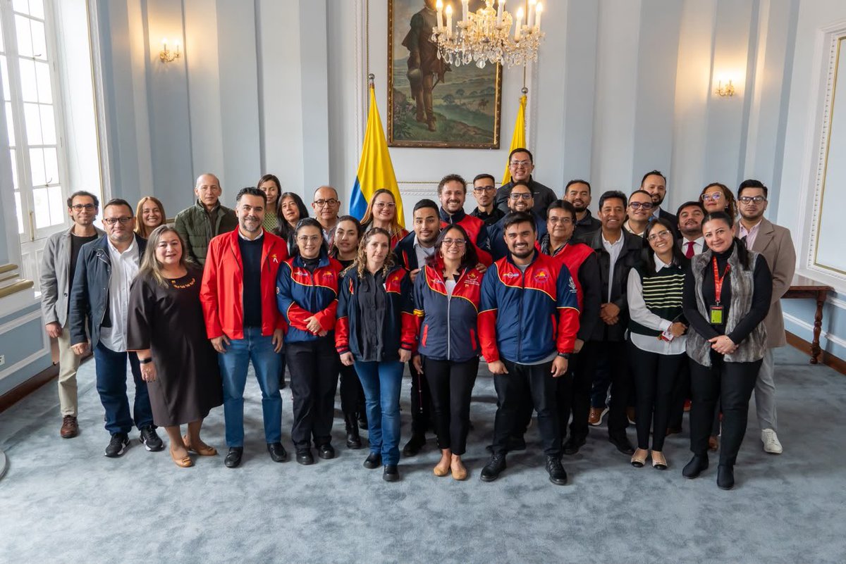 SUNETBogota's tweet photo. Firmamos el Acuerdo Laboral 2026-2027 entre la Bancada Sindical y la @SecGeneralBog

Culminamos exitosamente un proceso de negociación con 104 compromisos que contienen más y mejores derechos para los empleados públicos y el fortalecimiento de la entidad

#SUNETSuSindicatoEstatal https://t.co/4UAnBg5YUs