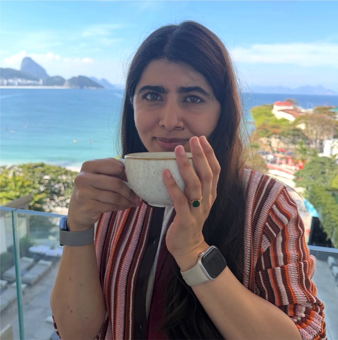 updatecultura's tweet photo. A ativista e vencedora do Prêmio Nobel da Paz, Malala Yousafzai, está no Rio de Janeiro. 🇧🇷 https://t.co/AiZl6NpjJX