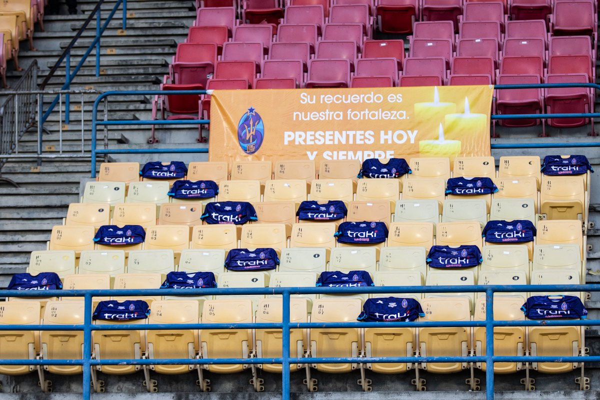 LigaFUTVE's tweet photo. ❤️‍🩹 • Porque seguir no significa olvidar 
🫂 • Su aliento siempre acompañará a @DvoLaGuaira 

📸 • @JPabloLobo 
#LigaFUTVETriunfobet https://t.co/TnwrUW064H