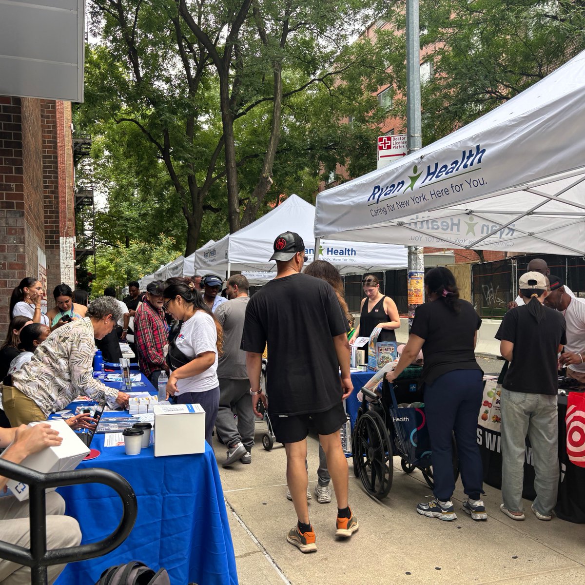 RyanHealthNYC's tweet photo. Celebrating National Health Center Week at Ryan | NENA! ๐๐
Free BP screenings ๐ฉบ, health resources, live music ๐ถ & community!
Next: Ryan Health | Harlem
๐565 Manhattan Ave
๐11 AMโ3 PM
#NHCW2026 #RyanHealth #ValueCHCs #NationalHealthCenterWeek https://t.co/Ch3ZGYoaXs