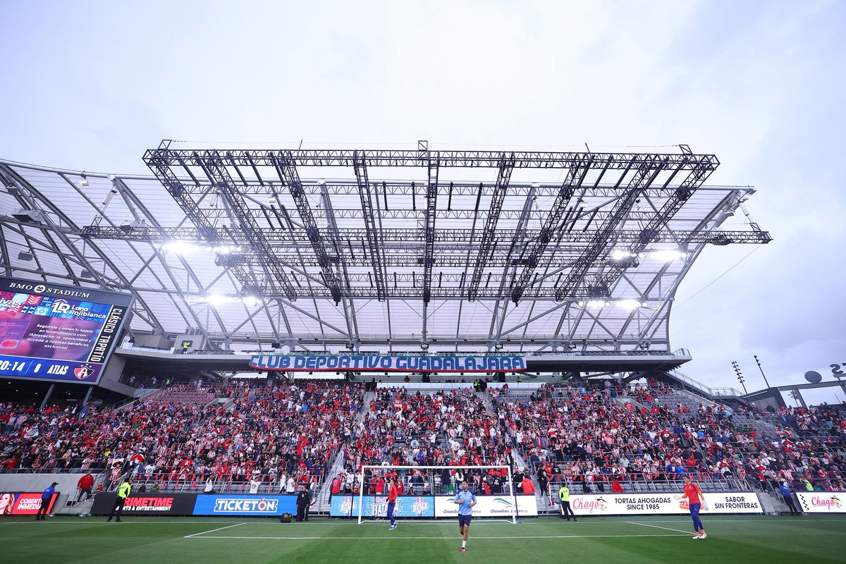 Chivas's tweet photo. 🇦🇹 ¡ARRIBA LAS CHIVAS! 🇦🇹 https://t.co/Yrdv3HYnJP