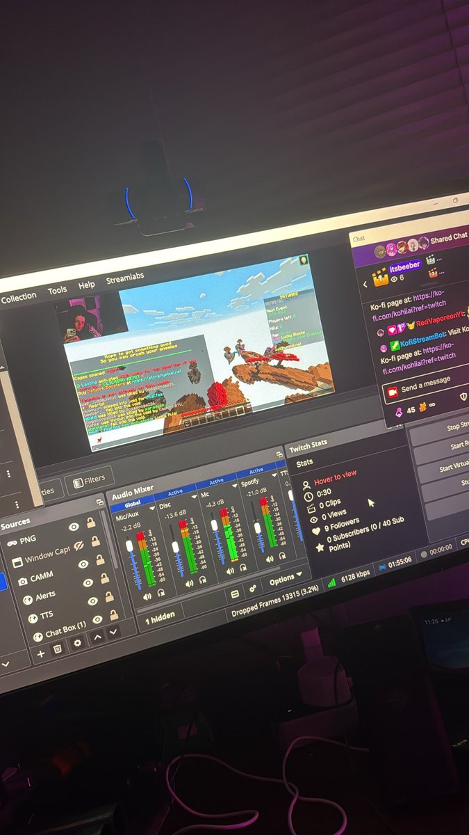 beeber__'s tweet photo. oh im live btw https://t.co/7Z57NkfKd4